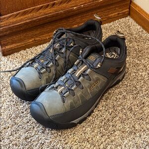 KEEN Men's 11 Targhee III Shoe -New